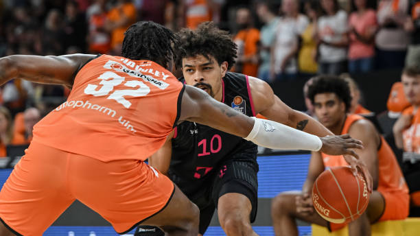 勒布朗携手 勒布朗携手